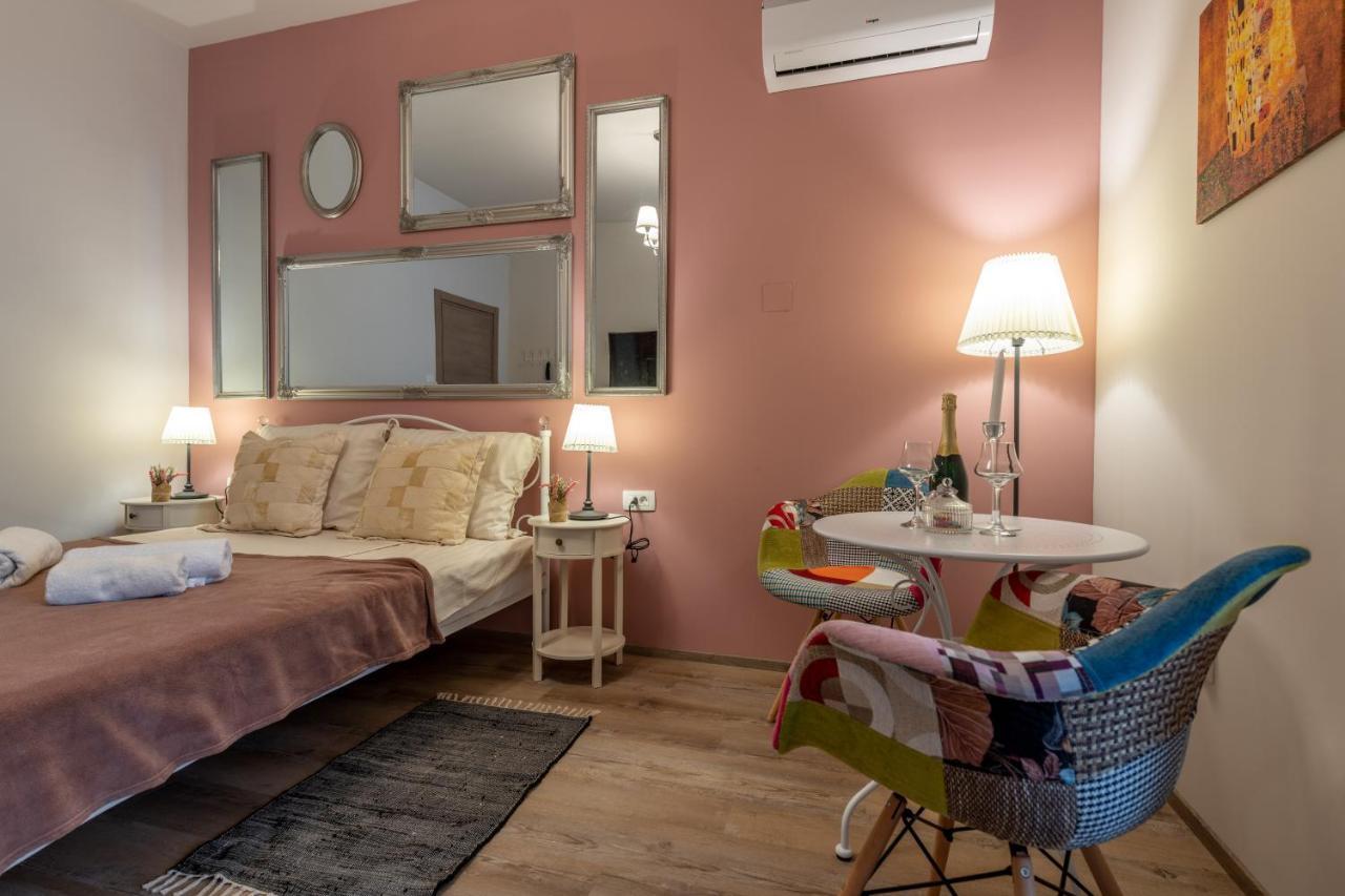 Old City Romantic Studios 4 With Free Private Parking プーラ エクステリア 写真
