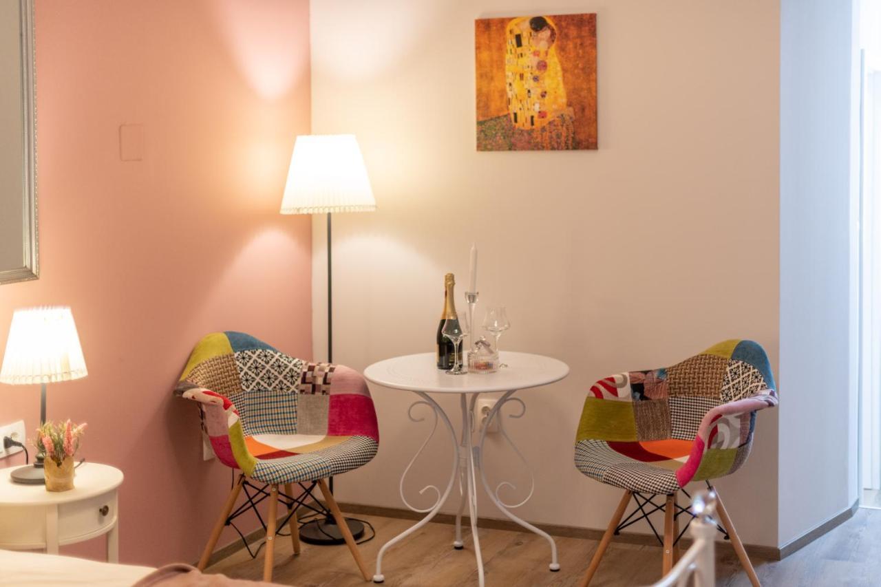 Old City Romantic Studios 4 With Free Private Parking プーラ エクステリア 写真