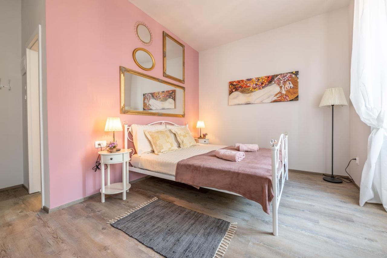 Old City Romantic Studios 4 With Free Private Parking プーラ エクステリア 写真
