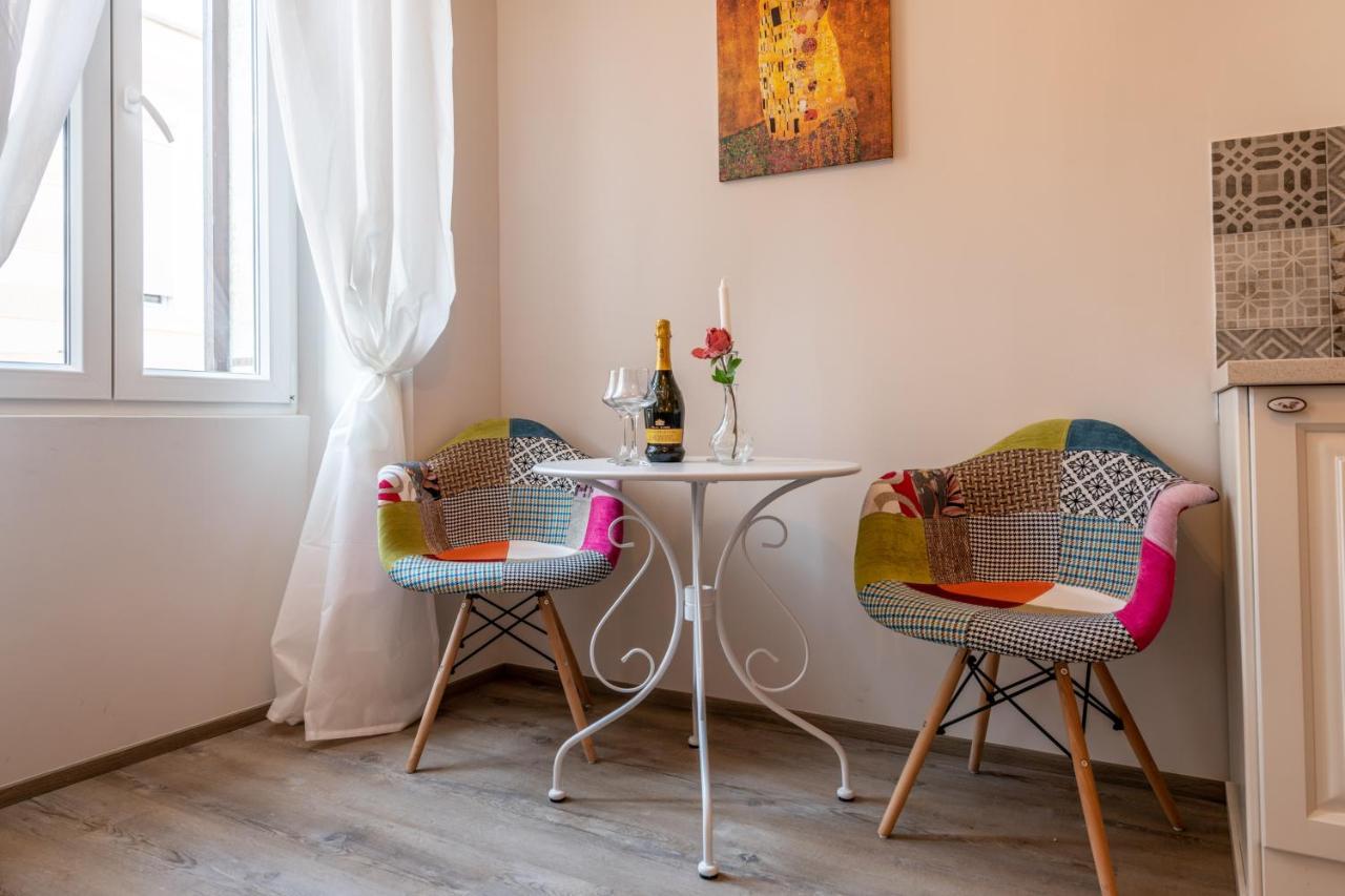 Old City Romantic Studios 4 With Free Private Parking プーラ エクステリア 写真